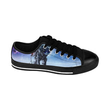 Load image into Gallery viewer, Spaceman landed Men&#39;s Sneakers