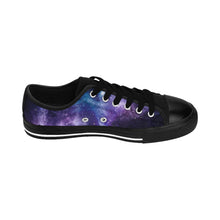 Load image into Gallery viewer, Spaceman landed Men&#39;s Sneakers